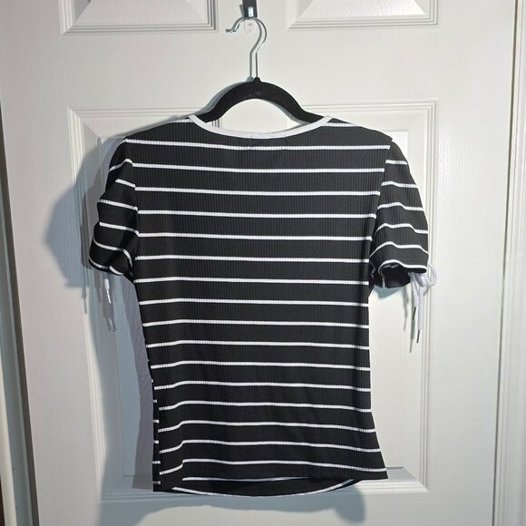 Women's, Casual, Short Sleeve Top, Bowtie Sleeves, Stripes, L - Picture 4 of 4